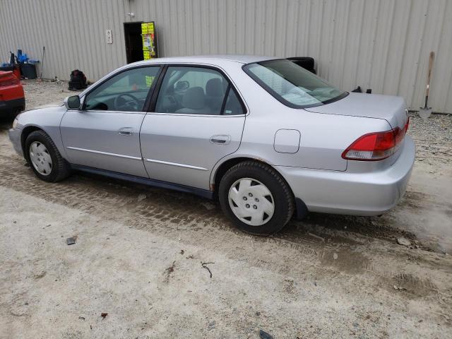 1HGCG16422A010049 - 2002 HONDA ACCORD LX SILVER photo 2