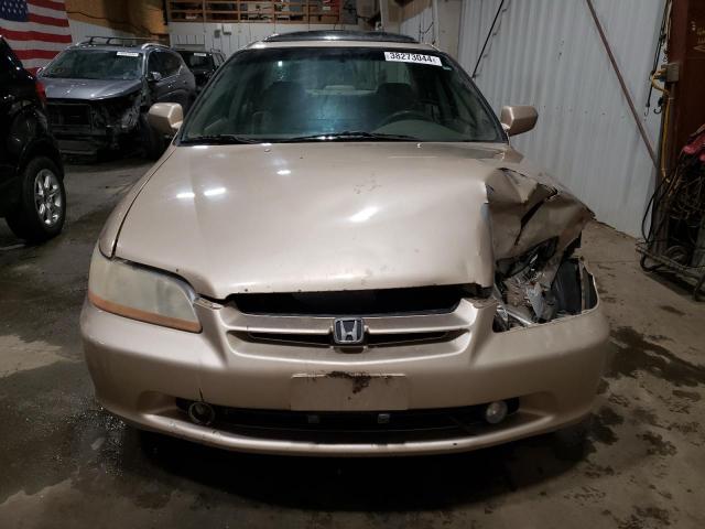 1HGCG1654YA000737 - 2000 HONDA ACCORD EX GOLD photo 5