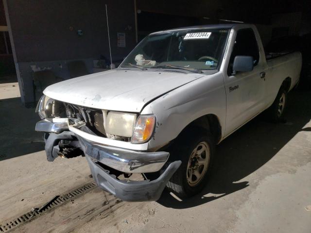 1N6DD21S6YC323929 - 2000 NISSAN FRONTIER XE WHITE photo 1