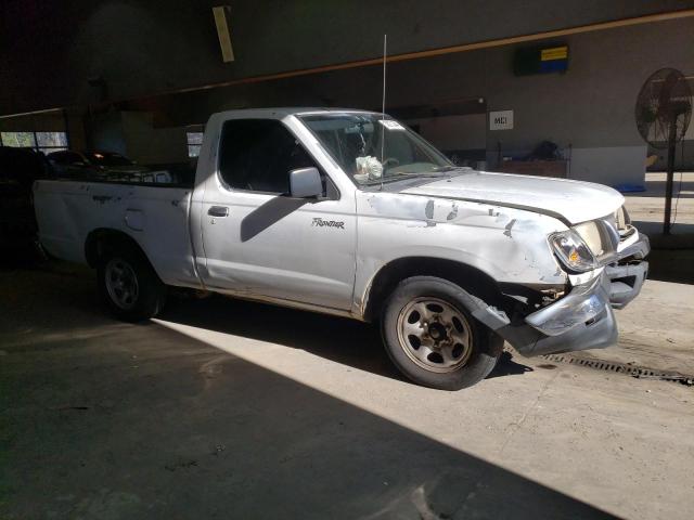 1N6DD21S6YC323929 - 2000 NISSAN FRONTIER XE WHITE photo 4