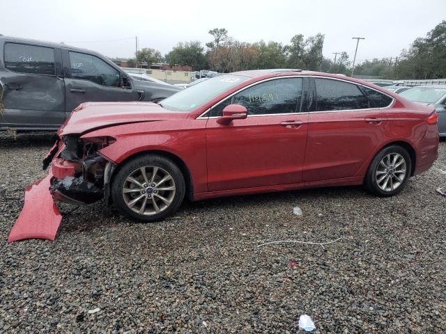 3FA6P0HD1HR124499 - 2017 FORD FUSION SE RED photo 1