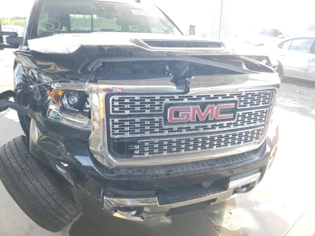 1GT12UEYXJF232172 - 2018 GMC SIERRA K2500 DENALI BLACK photo 5