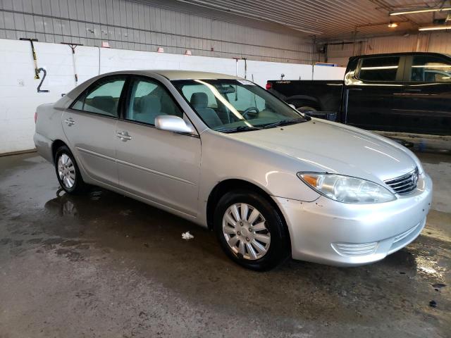 4T1BE32K86U746297 - 2006 TOYOTA CAMRY LE SILVER photo 4