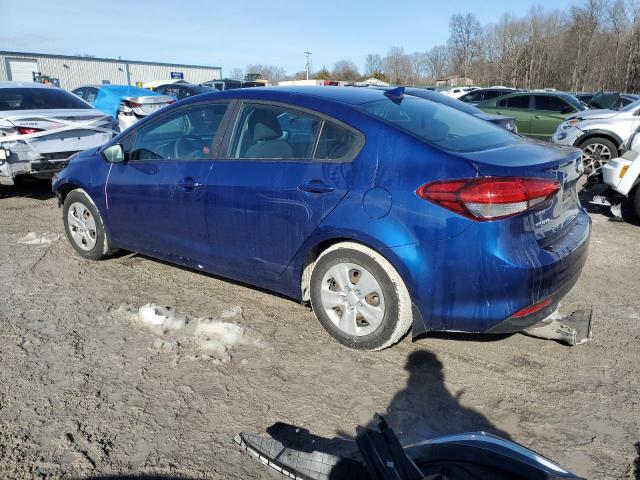 3KPFK4A76JE189379 - 2018 KIA FORTE LX BLUE photo 2