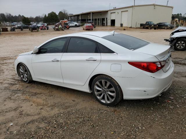 5NPEC4AC9BH042587 - 2011 HYUNDAI SONATA SE WHITE photo 2