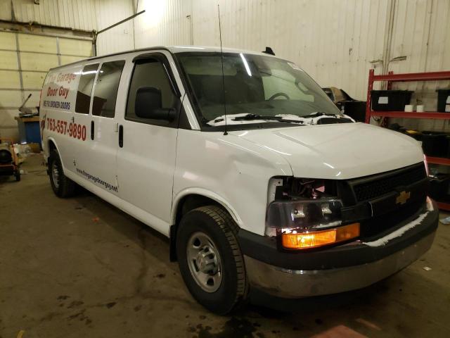 1GCWGBFG6K1290165 - 2019 CHEVROLET EXPRESS G2 WHITE photo 4