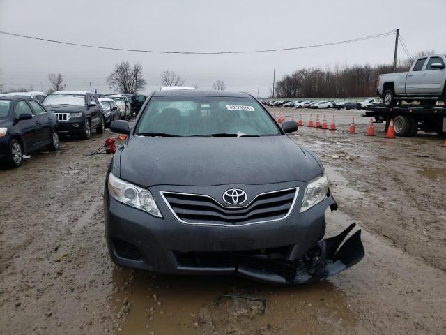 4T4BF3EK7BR114996 - 2011 TOYOTA CAMRY BASE GRAY photo 5