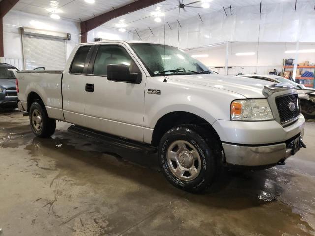 1FTPX14595NB38815 - 2005 FORD F150 SILVER photo 4