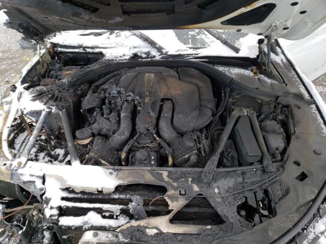 WBA7F2C58GG419552 - 2016 BMW 750 XI WHITE photo 11