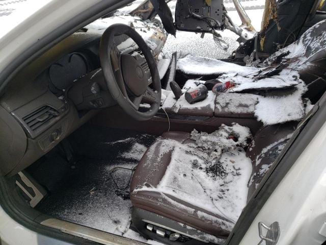 WBA7F2C58GG419552 - 2016 BMW 750 XI WHITE photo 7