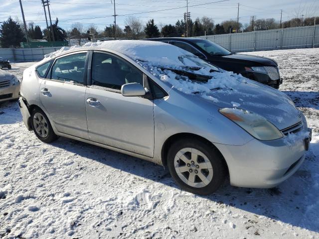 JTDKB20U457023376 - 2005 TOYOTA PRIUS SILVER photo 4