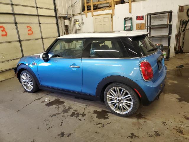 WMWXP5C56G3B14687 - 2016 MINI COOPER BLUE photo 2