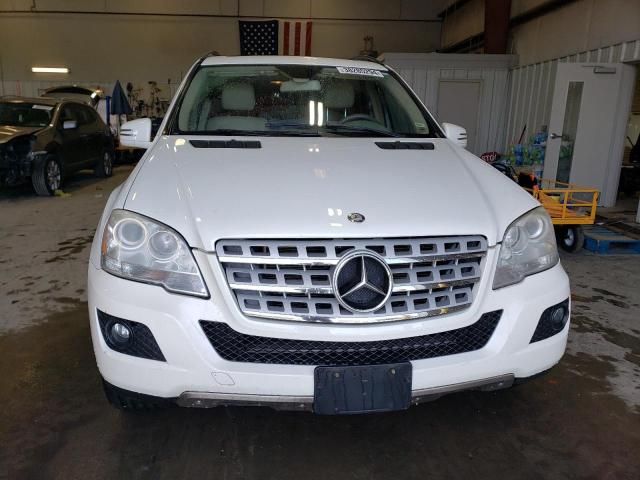 4JGBB8GB3BA722290 - 2011 MERCEDES-BENZ ML 350 4MATIC WHITE photo 5