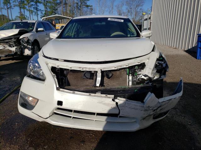 1N4AL3AP4FN315734 - 2015 NISSAN ALTIMA 2.5 WHITE photo 5