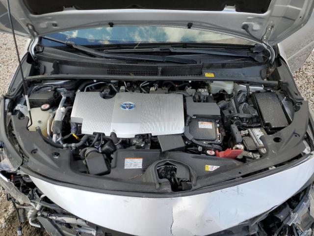 JTDKARFP9H3046385 - 2017 TOYOTA PRIUS PRIM SILVER photo 11