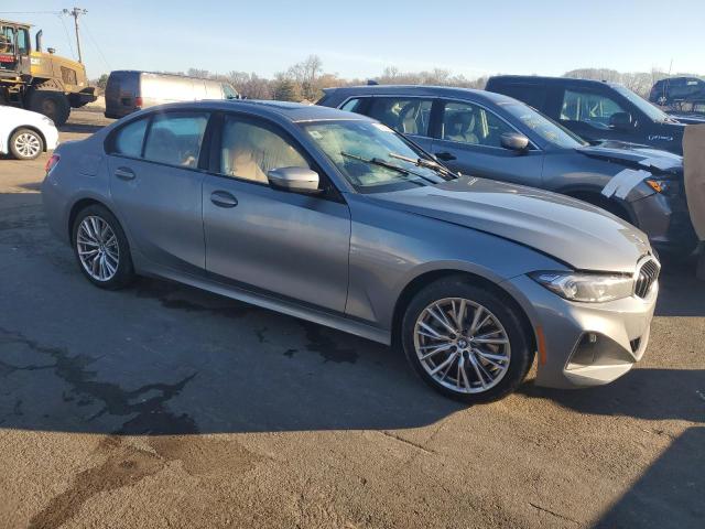 3MW89FF00P8D60031 - 2023 BMW 330XI GRAY photo 4