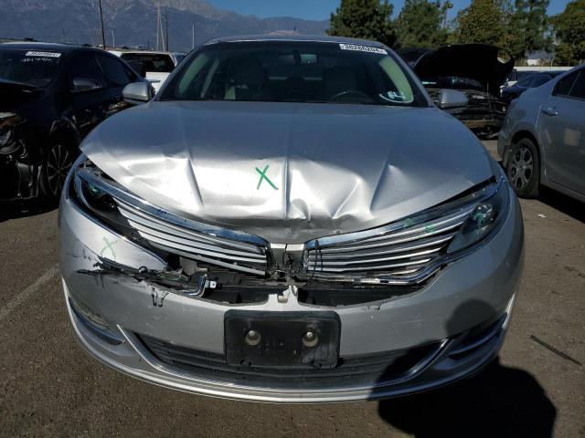 3LN6L2LU2DR804183 - 2013 LINCOLN MKZ HYBRID SILVER photo 5