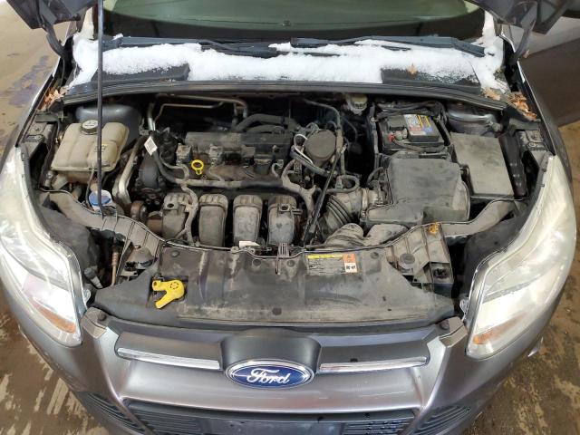 1FAHP3K25CL140956 - 2012 FORD FOCUS SE GRAY photo 11