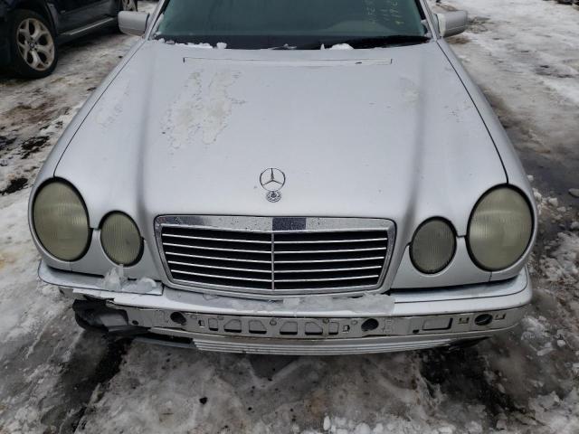 WDBJF70H0XA811740 - 1999 MERCEDES-BENZ E 430 SILVER photo 11