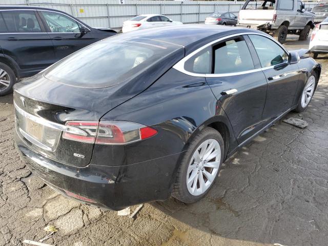 5YJSA1E26HF193998 - 2017 TESLA MODEL S შავი ფოტო 3
