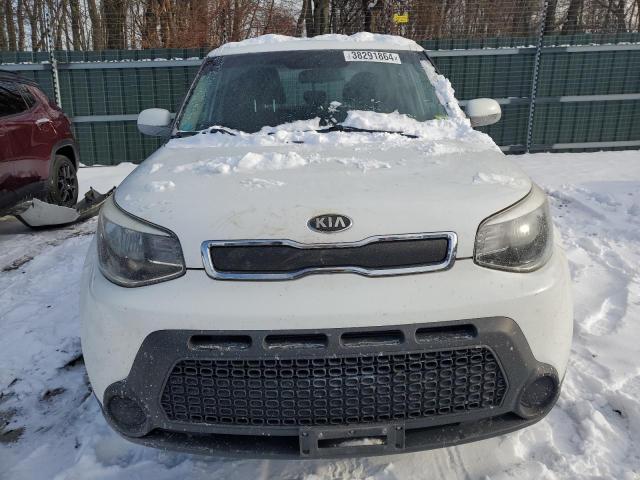 KNDJN2A29E7081578 - 2014 KIA SOUL WHITE photo 5