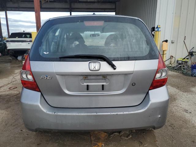 JHMGD38428S031728 - 2008 HONDA FIT GRAY photo 6