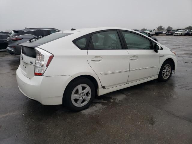 JTDKN3DU3B5324722 - 2011 TOYOTA PRIUS WHITE photo 3