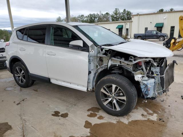 2T3WFREV9JW412416 - 2018 TOYOTA RAV4 ADVENTURE WHITE photo 4