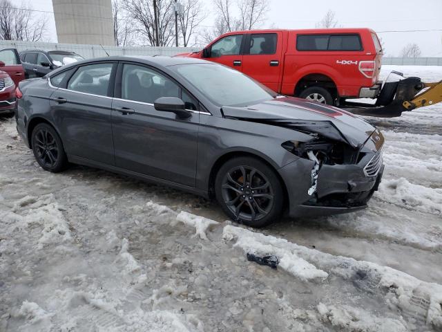 3FA6P0H72JR236759 - 2018 FORD FUSION SE GRAY photo 4