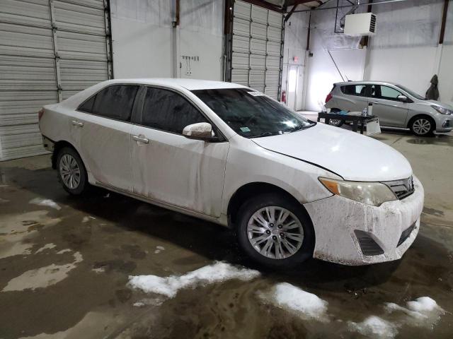 4T1BF1FK8DU275437 - 2013 TOYOTA CAMRY L WHITE photo 4