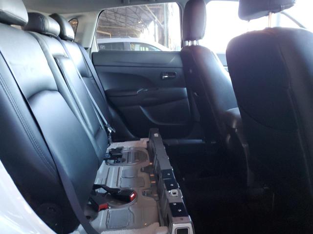 JA4AP3AU7HZ019097 - 2017 MITSUBISHI OUTLANDER ES თეთრი ფოტო 11