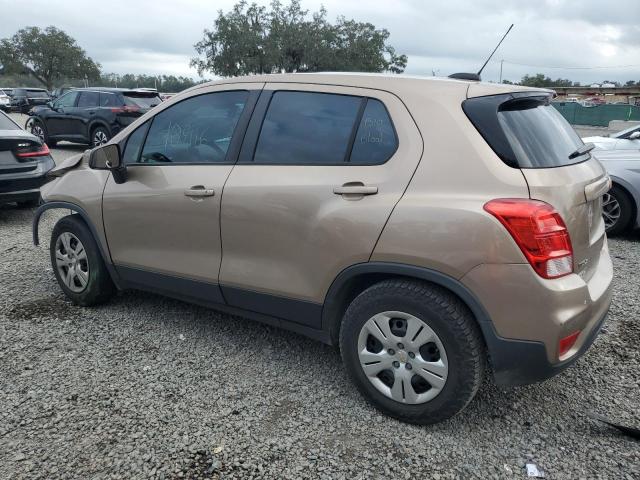 3GNCJKSBXJL275858 - 2018 CHEVROLET TRAX LS GOLD photo 2