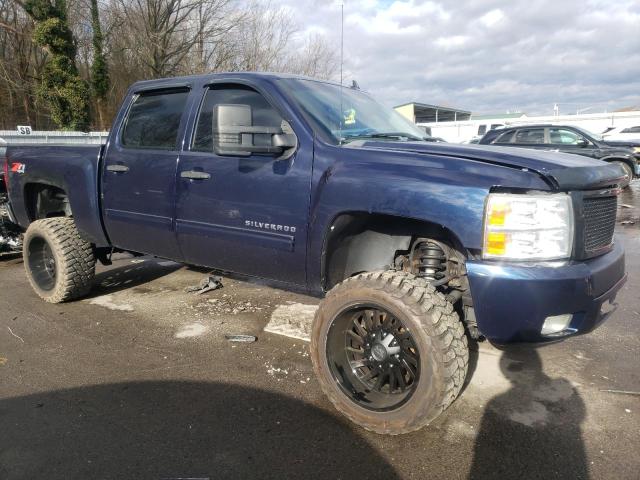 1GCPKSE77CF168956 - 2012 CHEVROLET SILVERADO K1500 LT BLUE photo 4