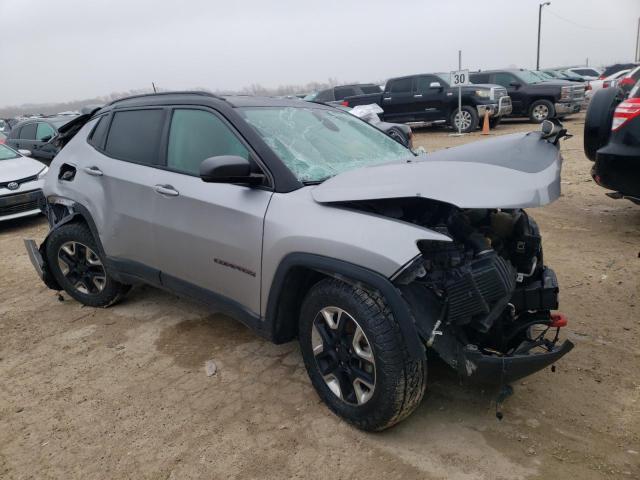 3C4NJDDB7HT651064 - 2017 JEEP COMPASS TRAILHAWK SILVER photo 4