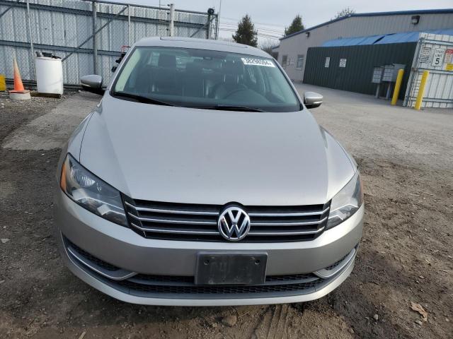 1VWBT7A35EC101250 - 2014 VOLKSWAGEN PASSAT SE SILVER photo 5