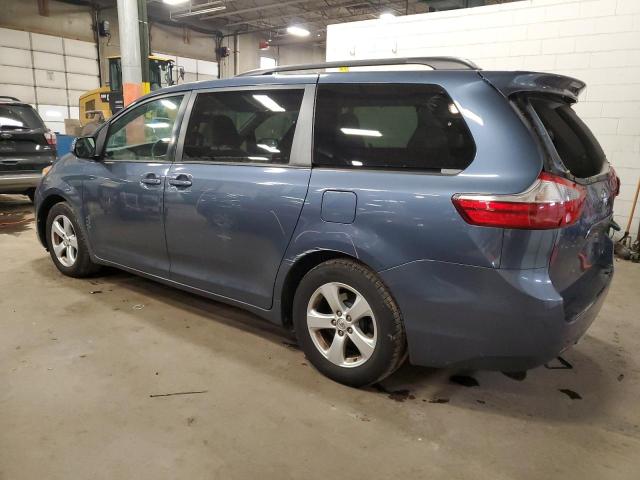 5TDKK3DC8FS650788 - 2015 TOYOTA SIENNA LE BLUE photo 2