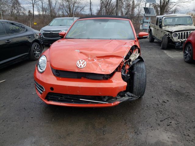 3VW5DAAT4KM507604 - 2019 VOLKSWAGEN BEETLE S ORANGE photo 5