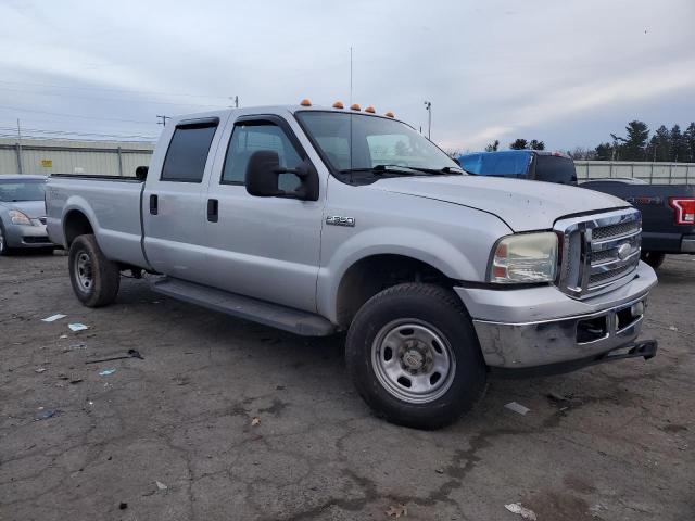 1FTWW31596ED75868 - 2006 FORD F350 SRW SUPER DUTY SILVER photo 4