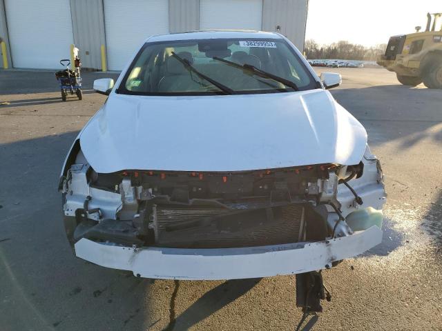 1G11G5SX1FF280873 - 2015 CHEVROLET MALIBU LTZ თეთრი ფოტო 5