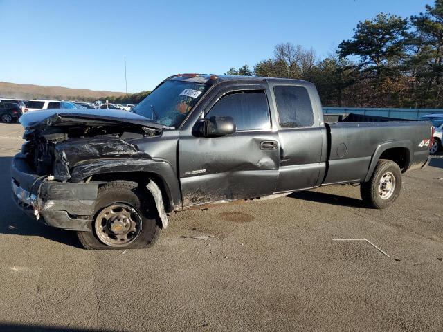 2004 CHEVROLET SILVERADO K3500, 