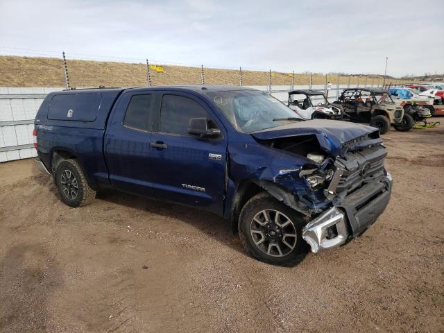 5TFUW5F15FX420589 - 2015 TOYOTA TUNDRA DOUBLE CAB SR/SR5 BLUE photo 4