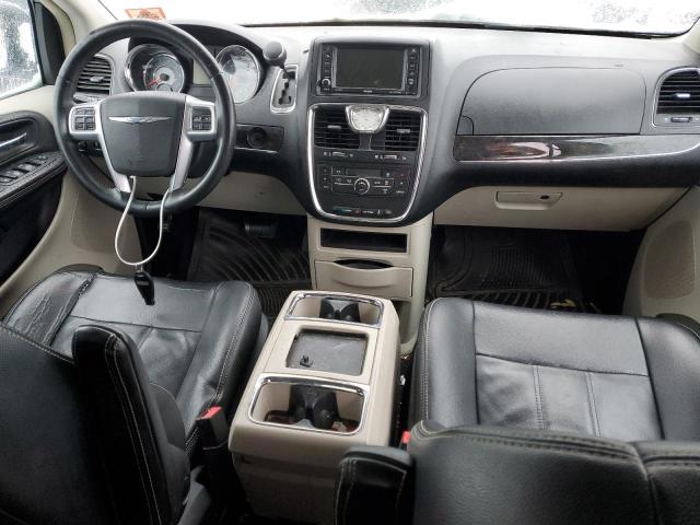 2C4RC1BG1DR674958 - 2013 CHRYSLER TOWN & COU TOURING SILVER photo 8