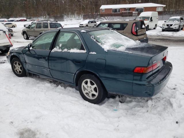 4T1BG22K9VU773592 - 1997 TOYOTA CAMRY CE GREEN photo 2