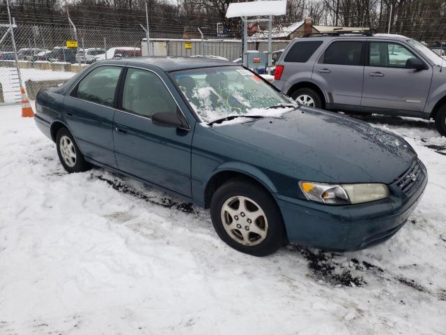 4T1BG22K9VU773592 - 1997 TOYOTA CAMRY CE GREEN photo 4