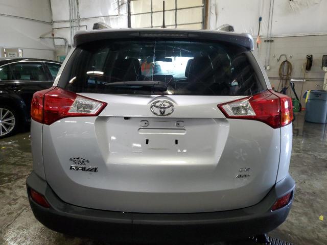 2T3BFREVXFW389105 - 2015 TOYOTA RAV4 LE SILVER photo 6