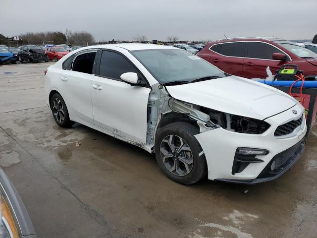 3KPF24AD8ME326297 - 2021 KIA FORTE FE WHITE photo 4