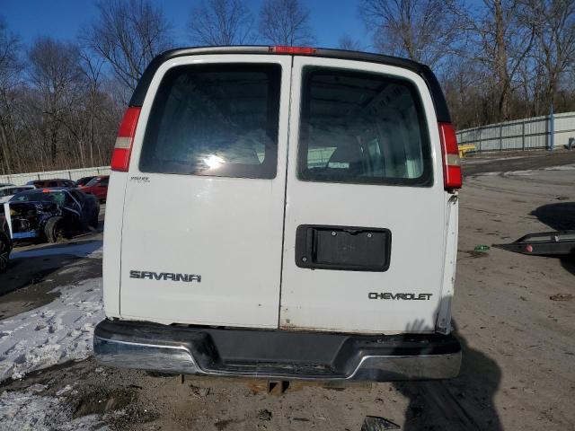 1GTUGADX1A1173418 - 2010 GMC SAVANA G1500 WHITE photo 6