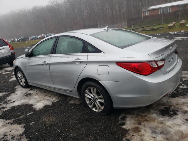 5NPEB4AC1DH577757 - 2013 HYUNDAI SONATA GLS SILVER photo 2