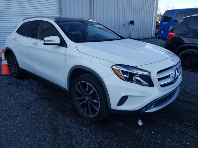 WDCTG4GB0FJ179015 - 2015 MERCEDES-BENZ GLA 250 4MATIC WHITE photo 4