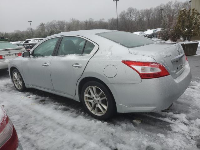 1N4AA5AP3AC862516 - 2017 NISSAN MAXIMA S SILVER photo 2